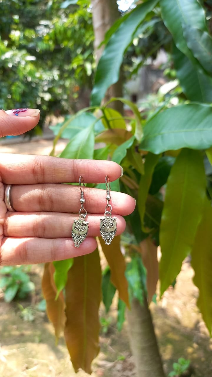 Chain(1) and Earrings(3) Set - Image 2