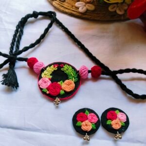 Embroidery choker set β€οΈ