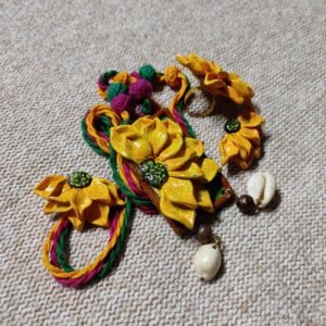 Sunflower necklace with shell set ( 1 necklace , 2 ear rings , 1 ring )