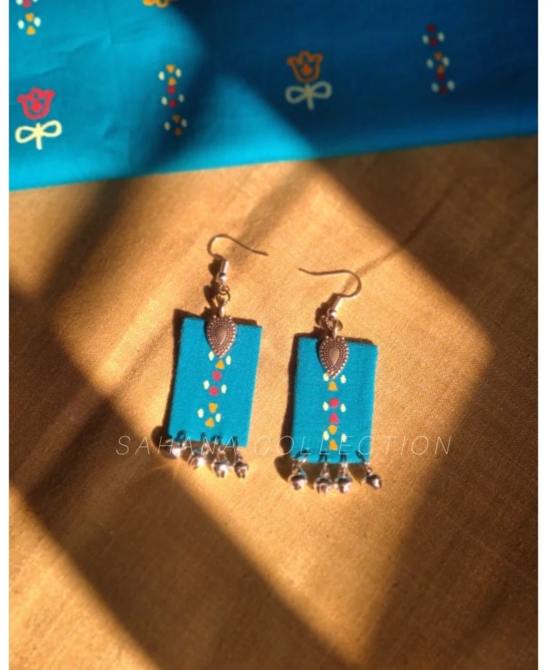 Earrings π